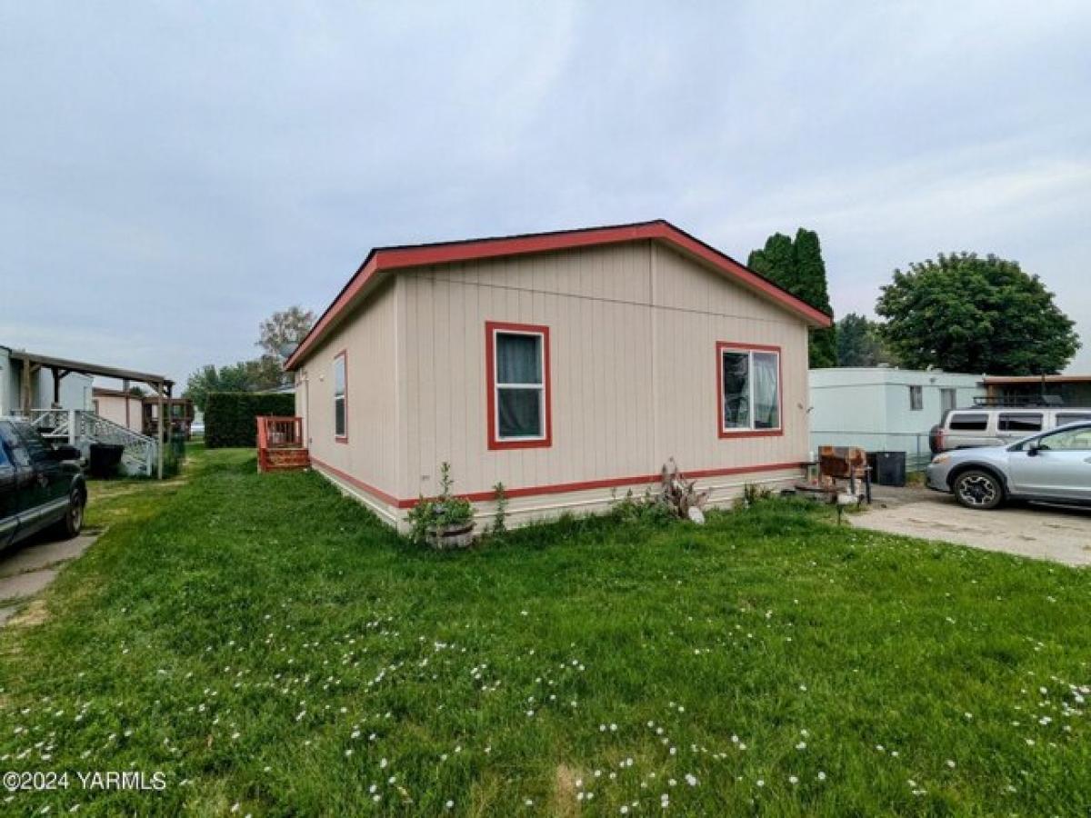 Picture of Home For Sale in Yakima, Washington, United States
