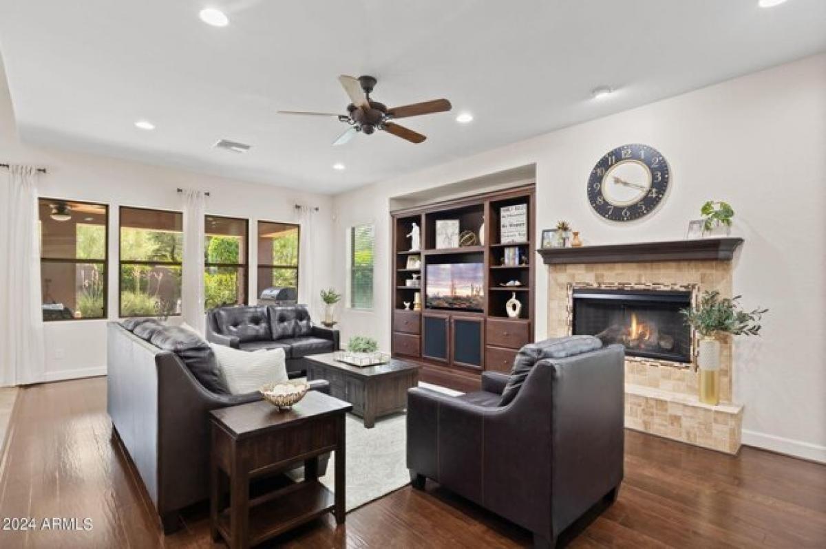 Picture of Home For Sale in Cave Creek, Arizona, United States