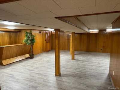 Home For Sale in Warren, Michigan