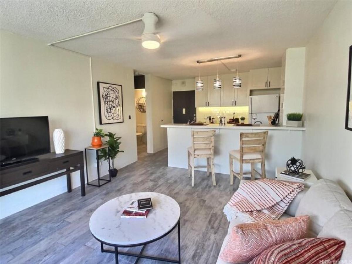 Picture of Home For Sale in Honolulu, Hawaii, United States