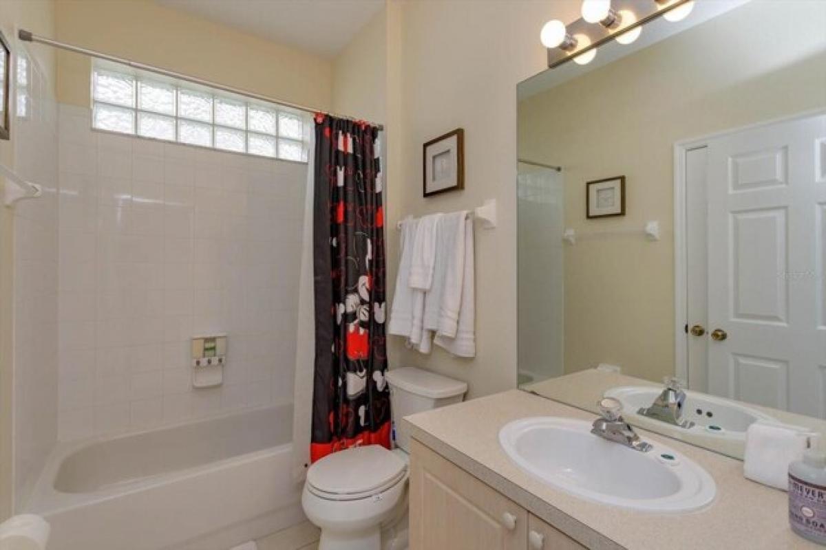 Picture of Home For Sale in Kissimmee, Florida, United States