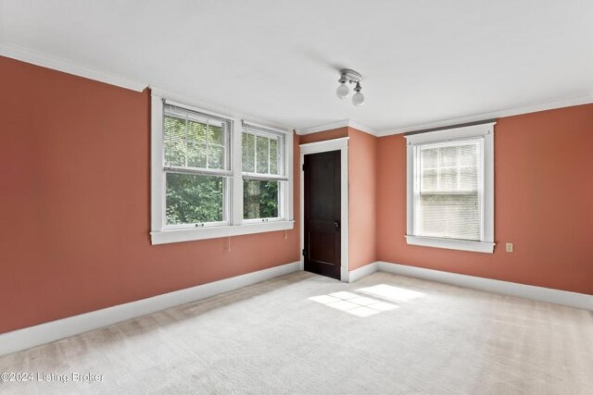 Picture of Home For Sale in Louisville, Kentucky, United States