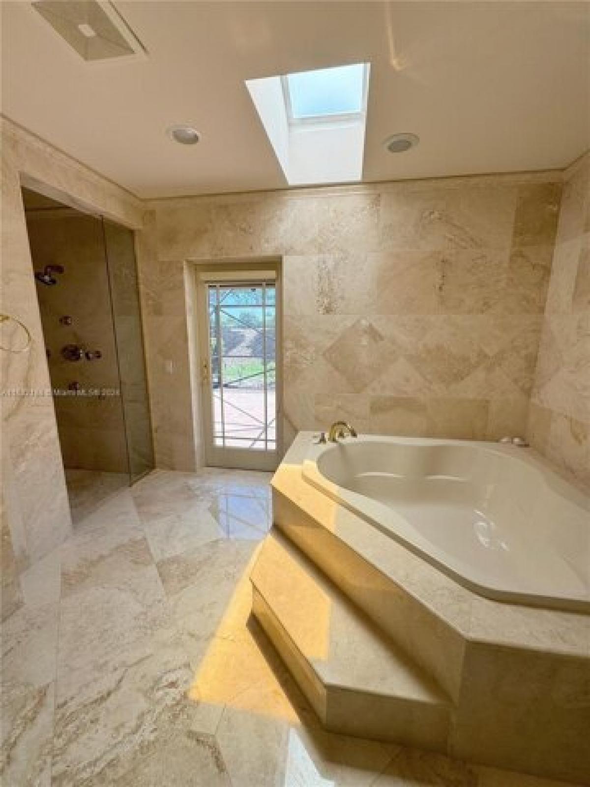 Picture of Home For Sale in Boca Raton, Florida, United States