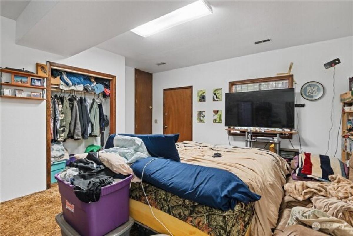 Picture of Home For Sale in Longview, Washington, United States