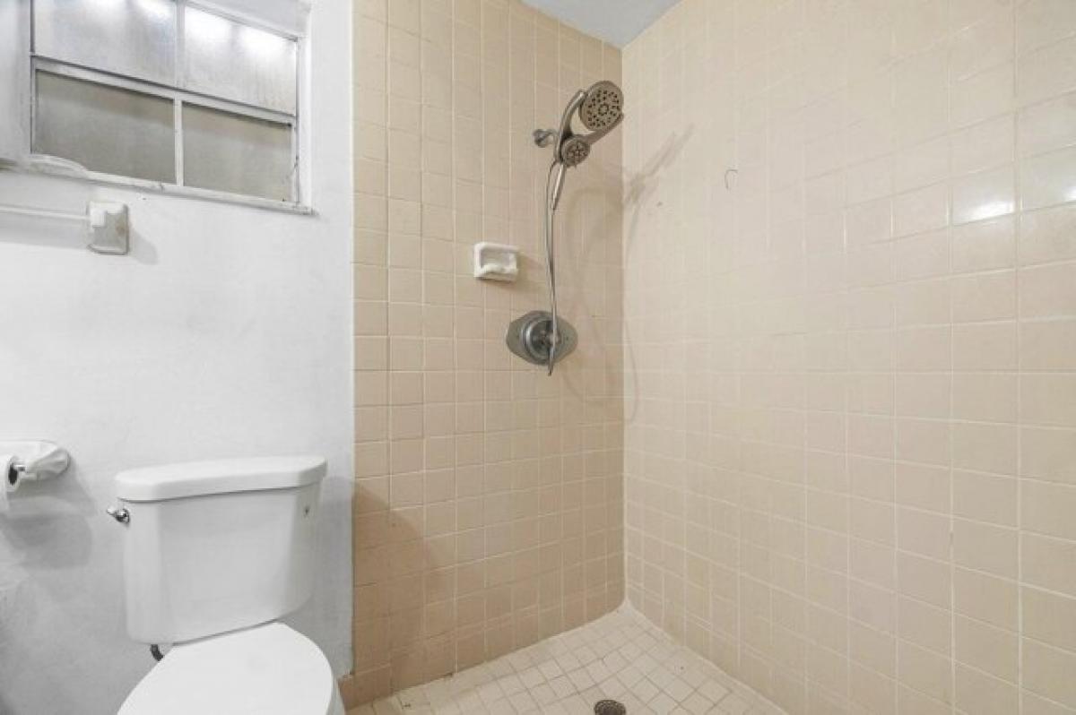 Picture of Home For Sale in Davie, Florida, United States