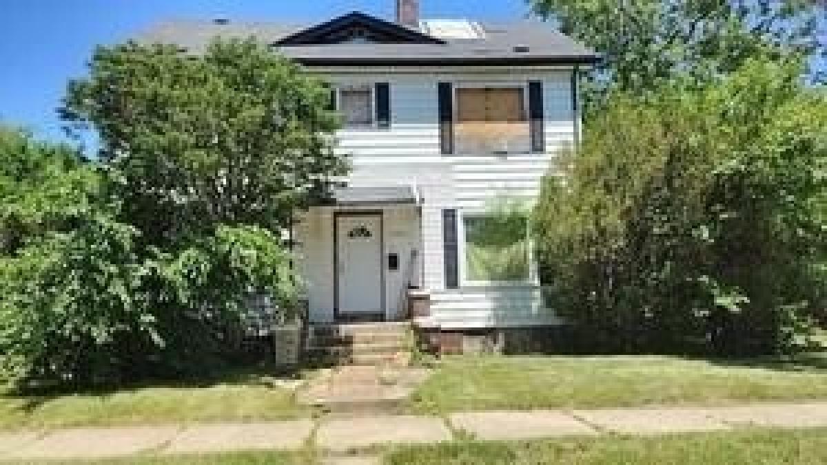 Picture of Home For Sale in Chicago, Illinois, United States