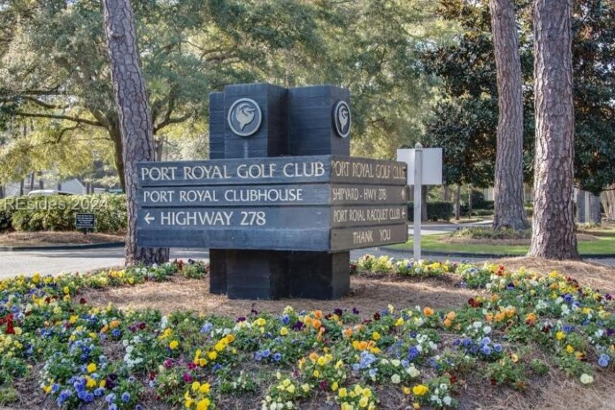 Picture of Home For Sale in Hilton Head Island, South Carolina, United States