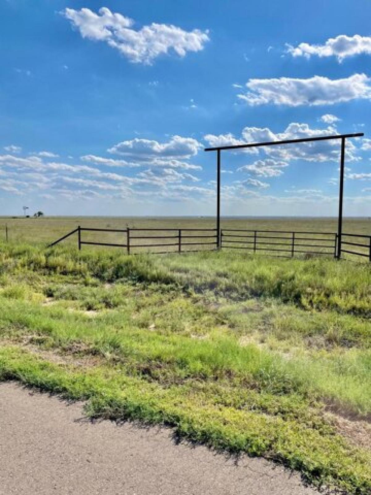 Picture of Residential Land For Sale in Canyon, Texas, United States