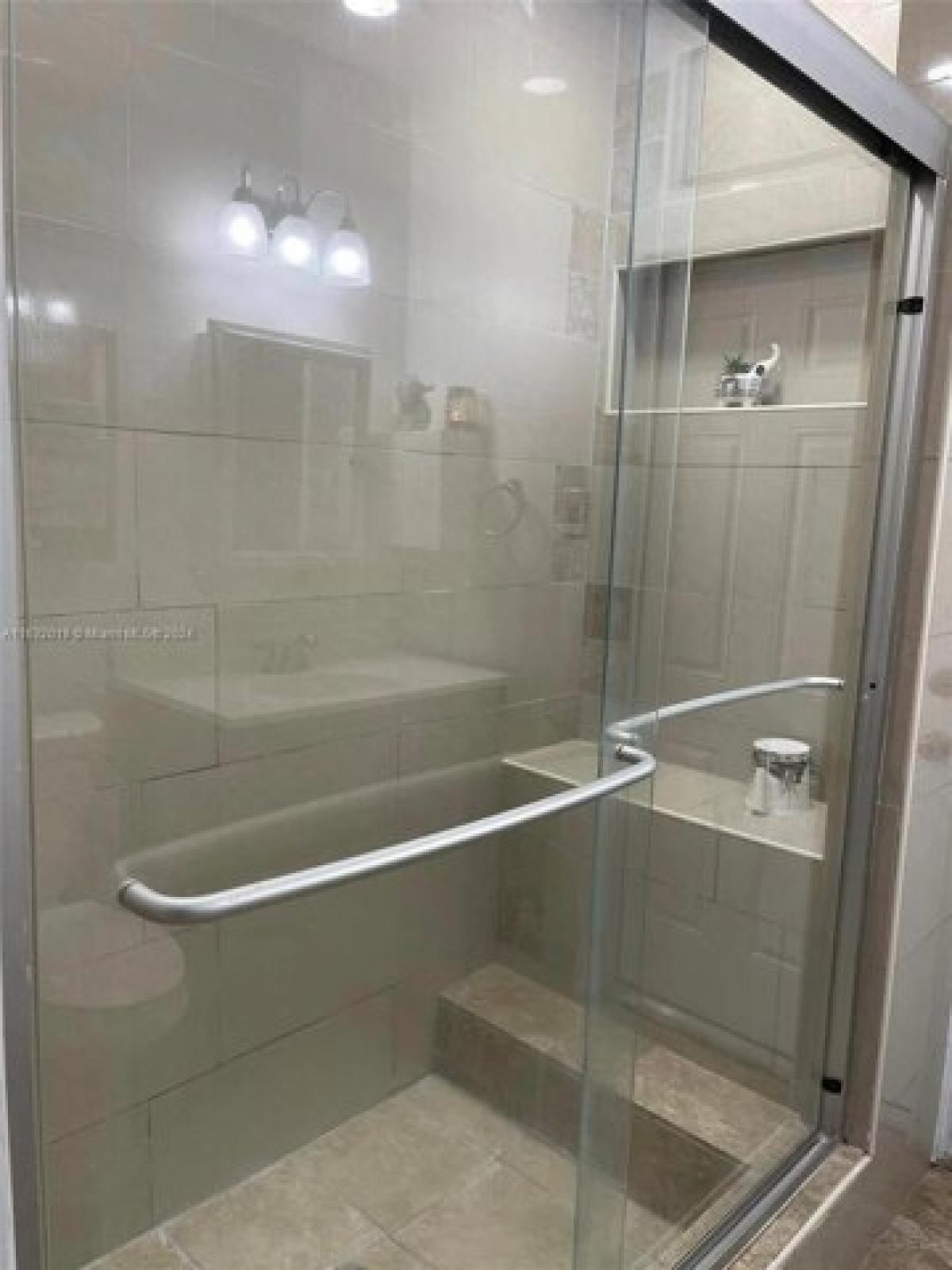 Picture of Home For Sale in Hollywood, Florida, United States