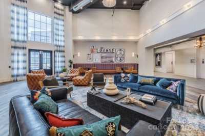 Apartment For Rent in 