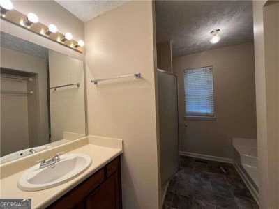 Home For Sale in Marietta, Georgia