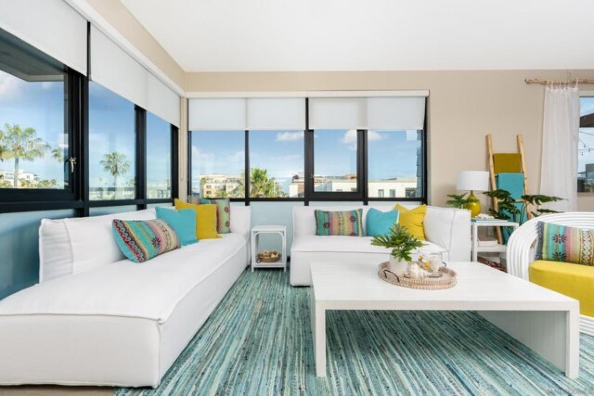 Picture of Home For Sale in Oceanside, California, United States