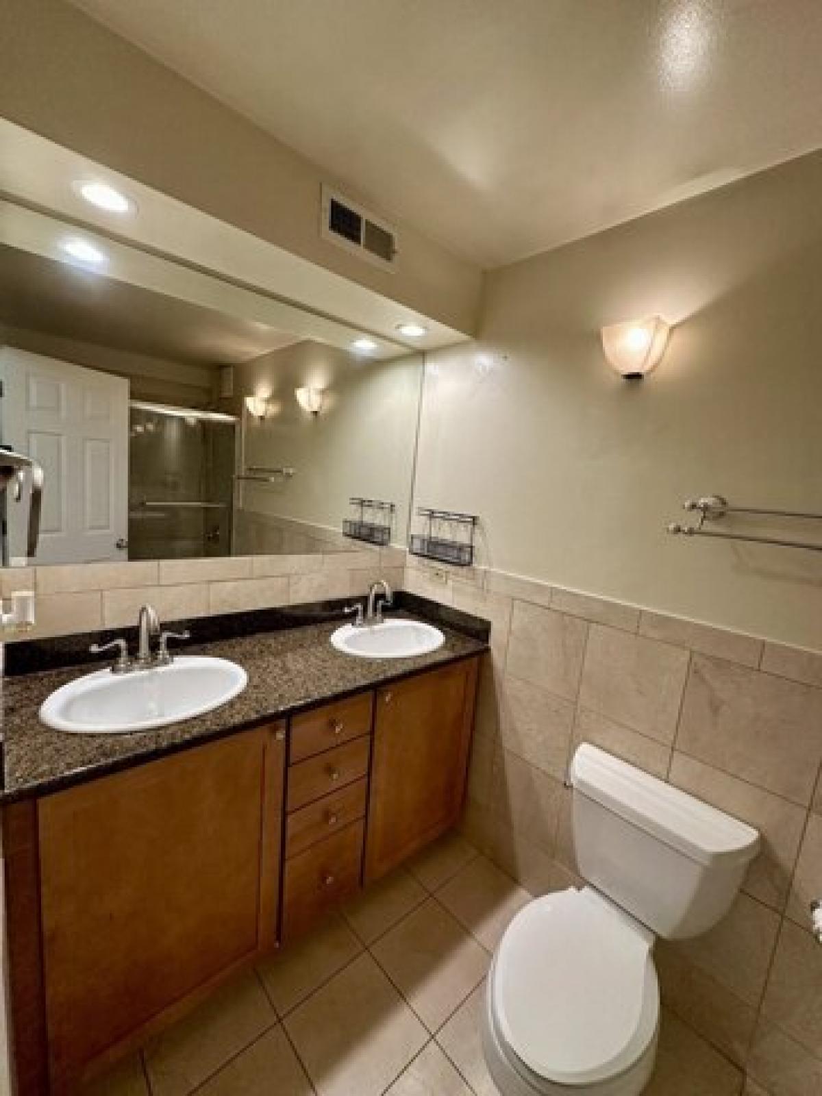 Picture of Home For Rent in Chicago, Illinois, United States