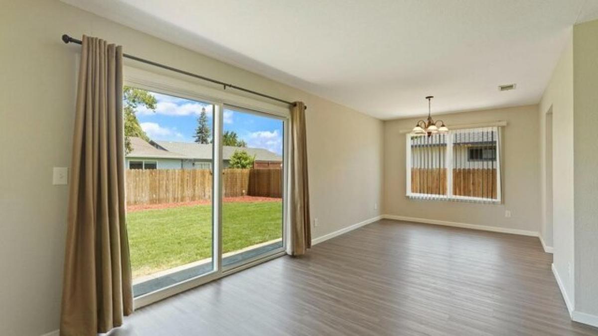 Picture of Home For Sale in Lodi, California, United States