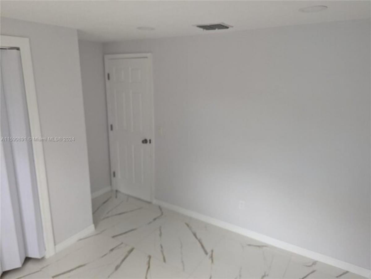 Picture of Home For Sale in Jacksonville, Florida, United States