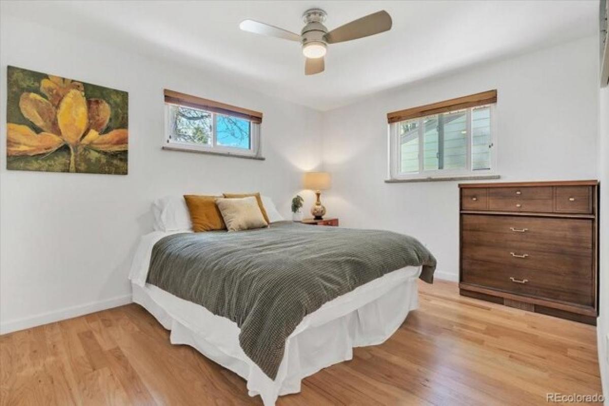 Picture of Home For Sale in Lakewood, Colorado, United States