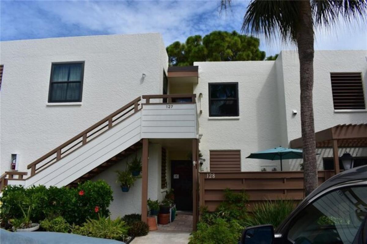 Picture of Home For Sale in Bradenton, Florida, United States