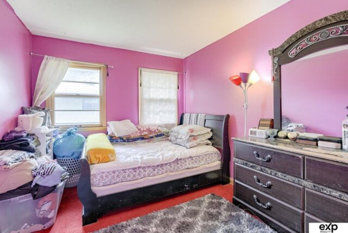 Picture of Home For Sale in Omaha, Nebraska, United States