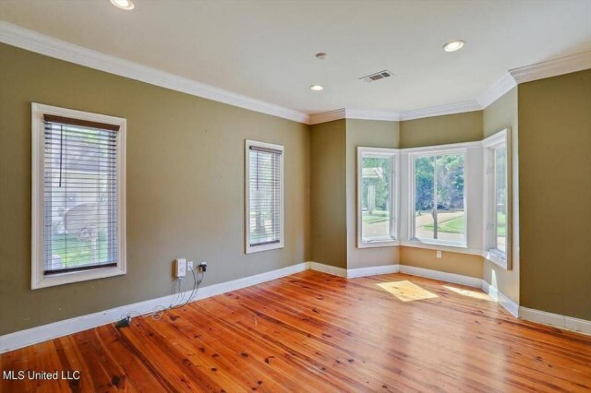 Picture of Home For Sale in Jackson, Mississippi, United States