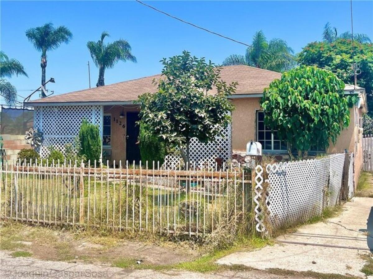 Picture of Home For Sale in Compton, California, United States