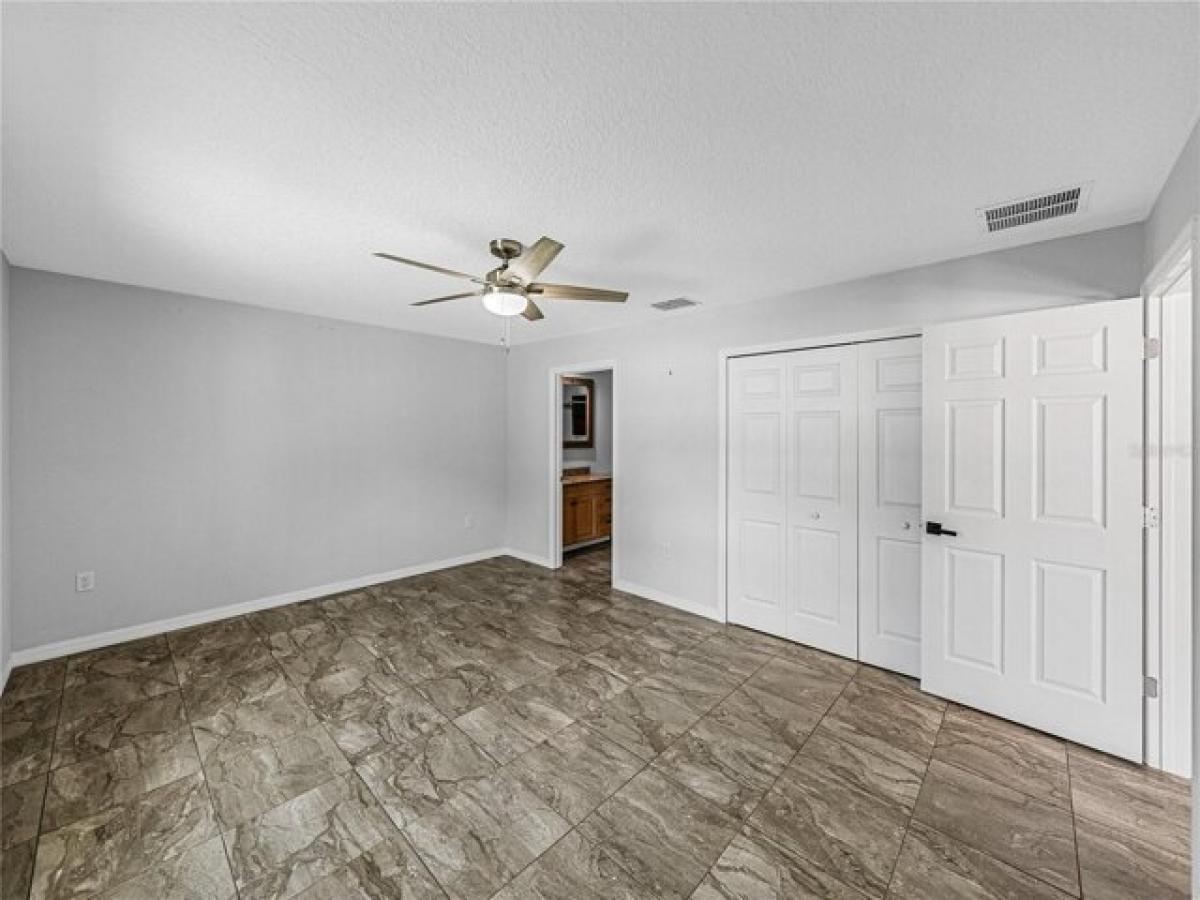 Picture of Home For Sale in Zephyrhills, Florida, United States