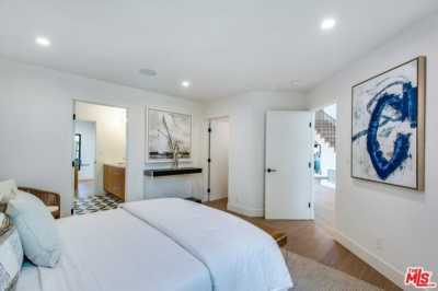 Home For Sale in Los Angeles, California