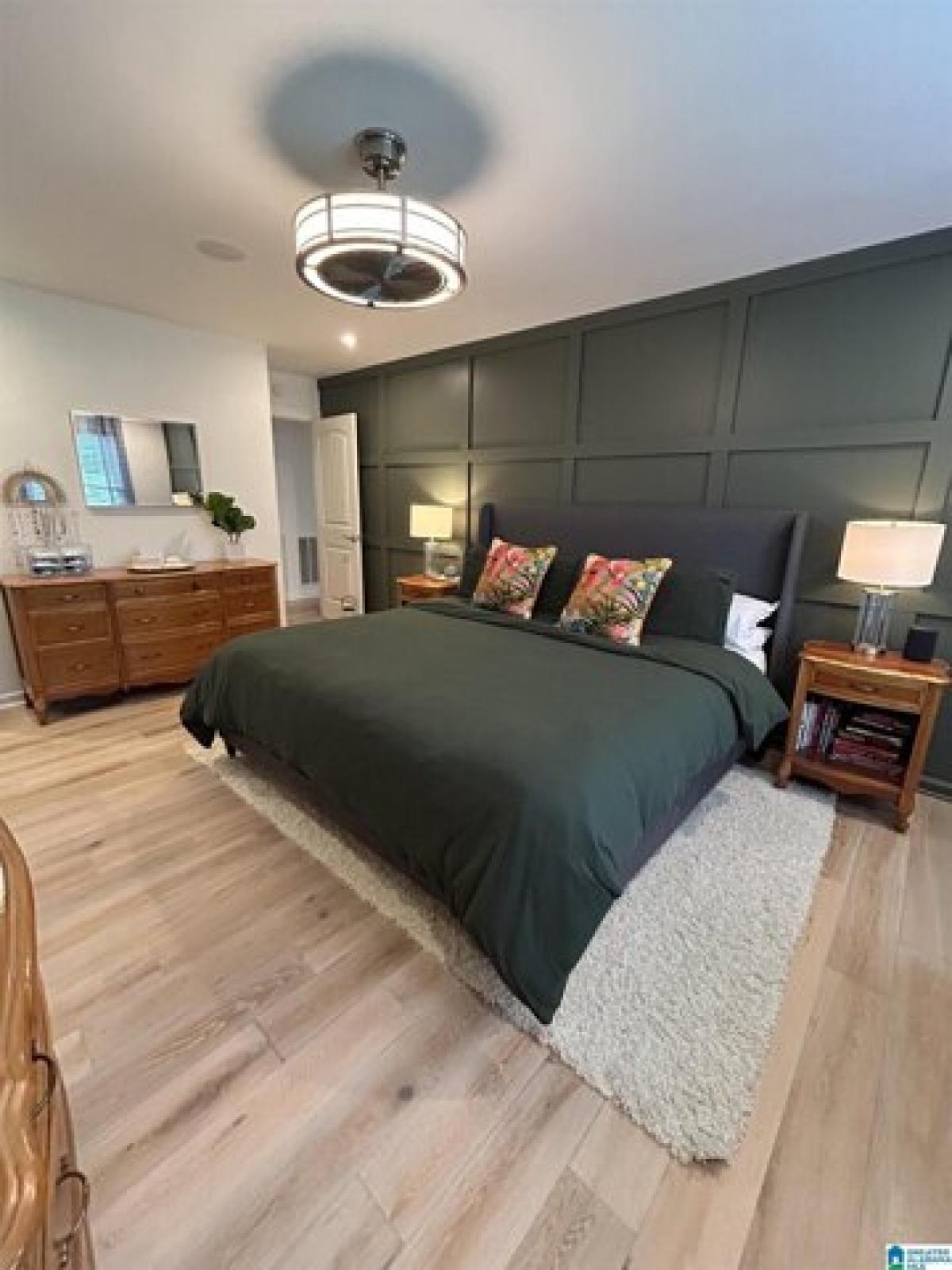 Picture of Home For Sale in Birmingham, Alabama, United States