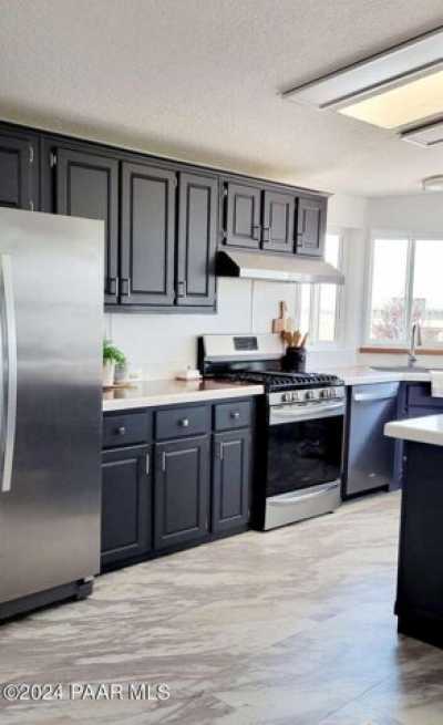 Home For Sale in Prescott Valley, Arizona