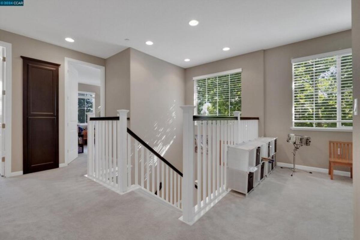 Picture of Home For Rent in Brentwood, California, United States