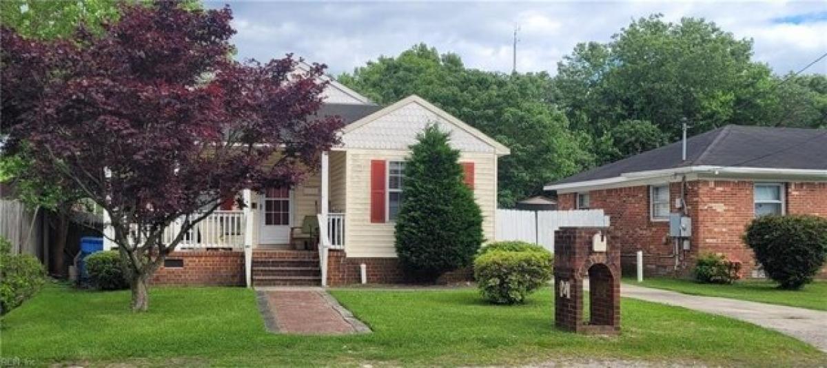 Picture of Home For Sale in Chesapeake, Virginia, United States