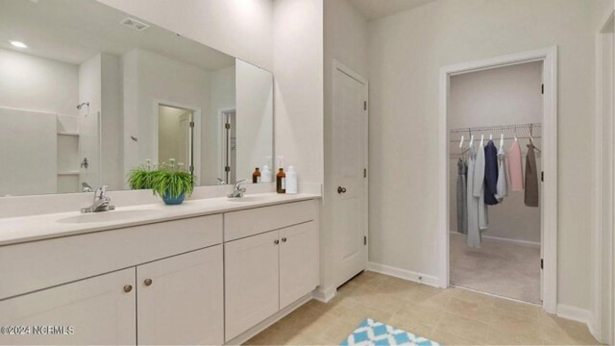 Picture of Home For Sale in Calabash, North Carolina, United States