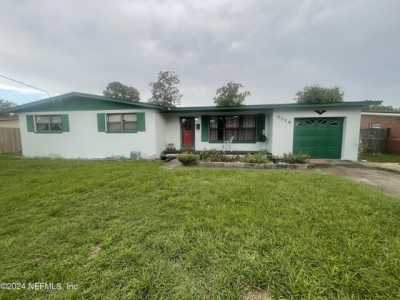 Home For Sale in Jacksonville, Florida
