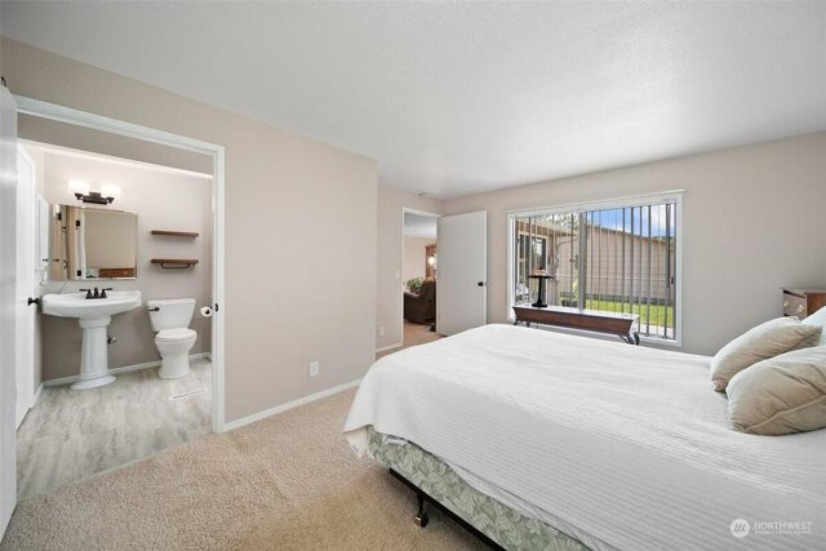 Picture of Home For Sale in Moses Lake, Washington, United States