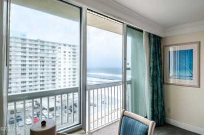 Home For Sale in Daytona Beach, Florida