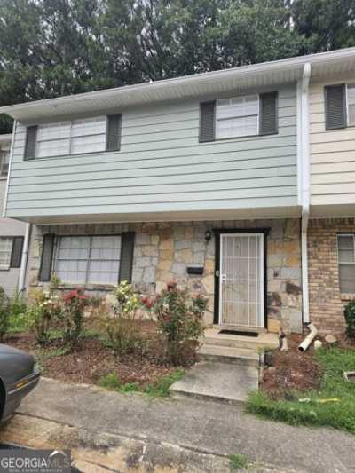 Home For Sale in Union City, Georgia