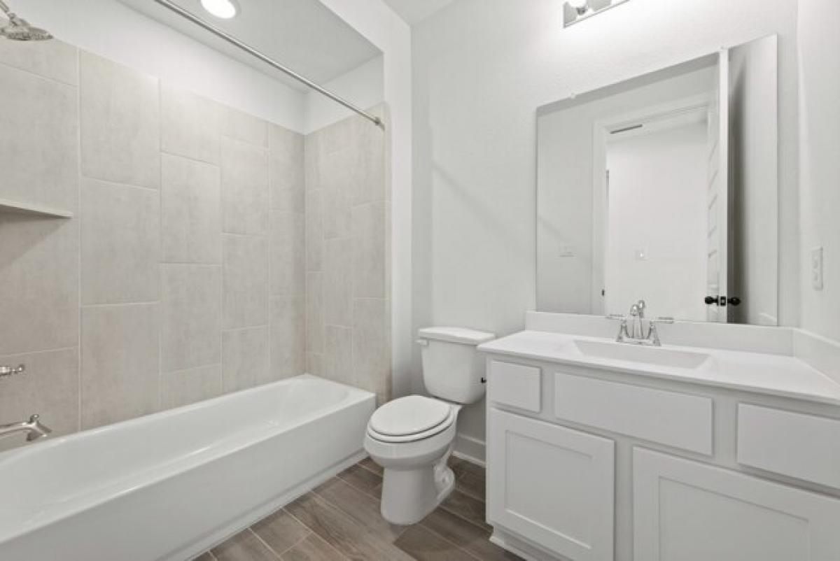 Picture of Home For Sale in New Caney, Texas, United States