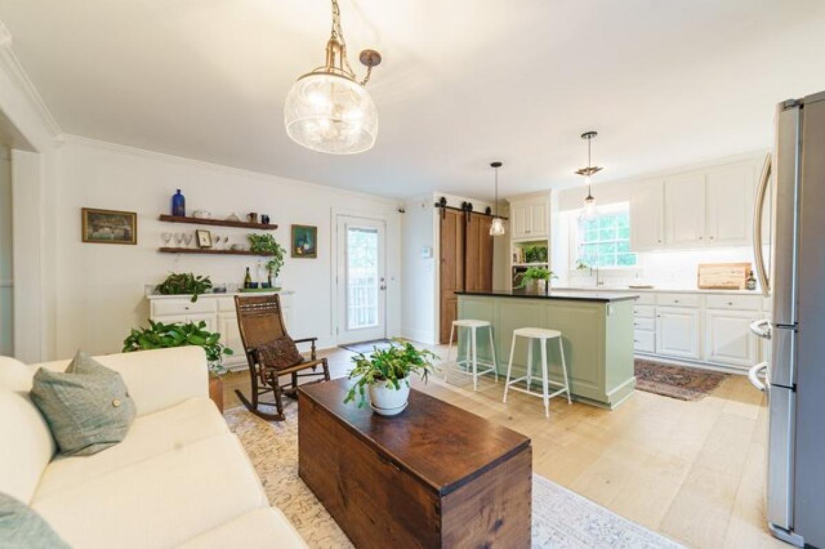 Picture of Home For Sale in Antioch, Tennessee, United States