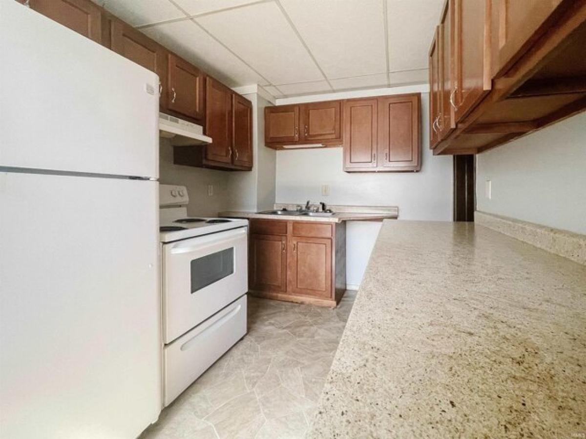 Picture of Home For Sale in Muncie, Indiana, United States