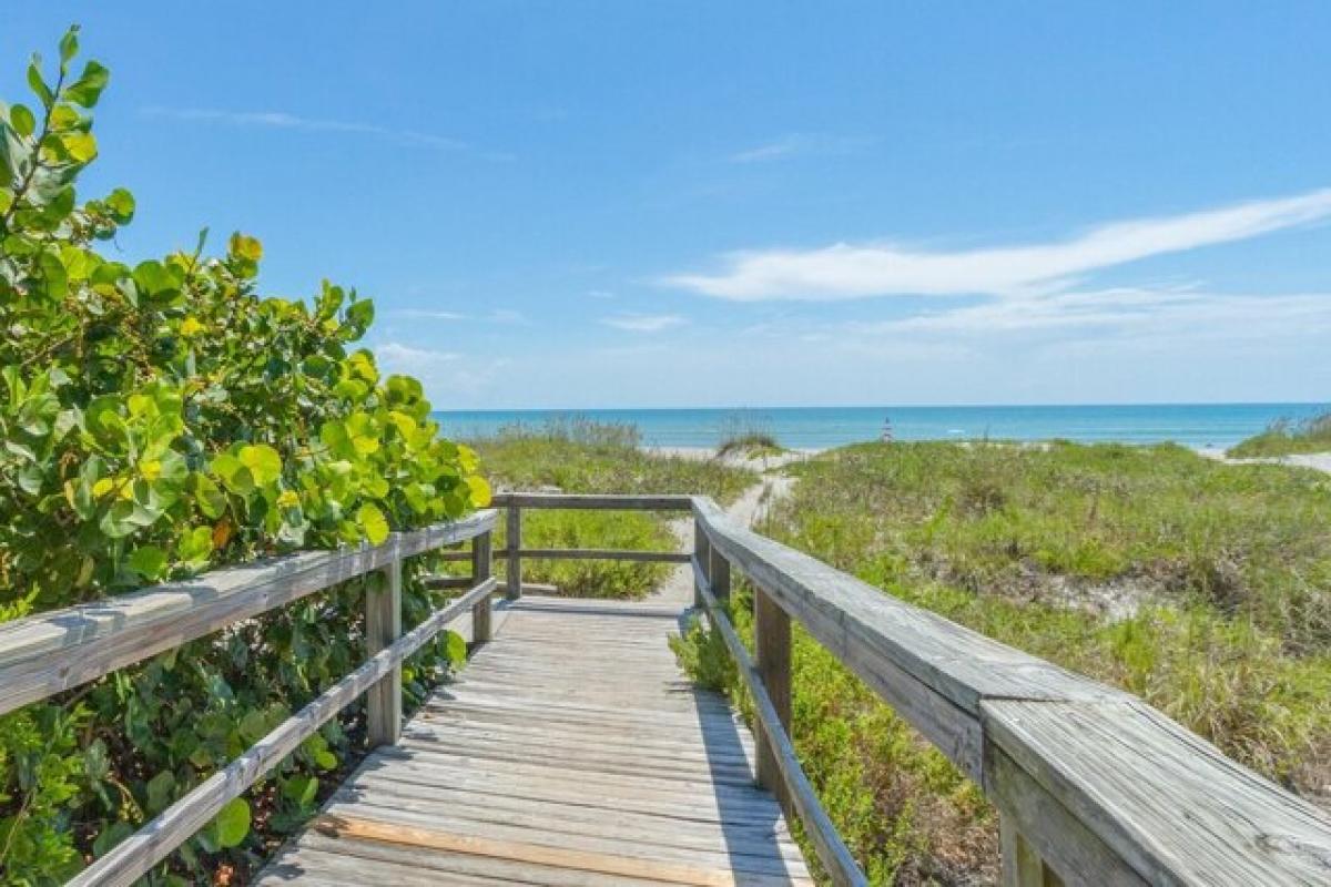 Picture of Home For Sale in Cocoa Beach, Florida, United States
