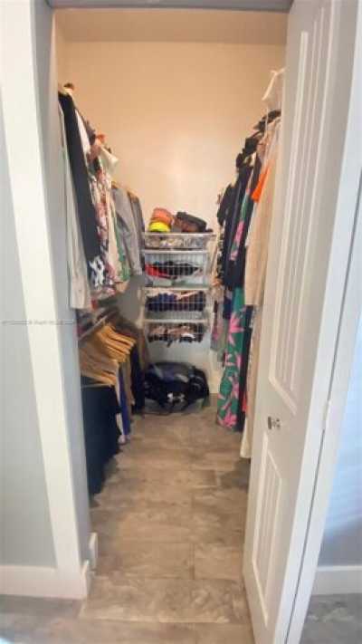 Home For Sale in Cutler Bay, Florida