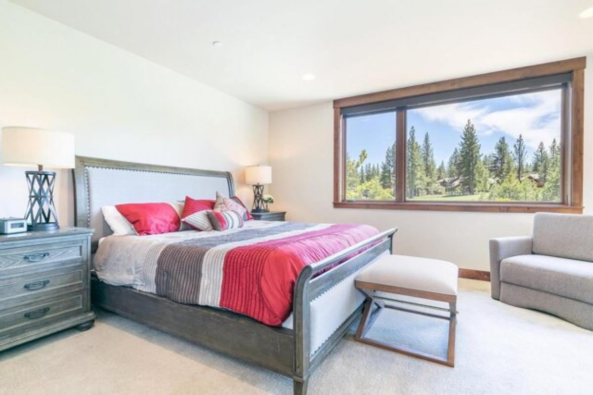 Picture of Home For Sale in Truckee, California, United States