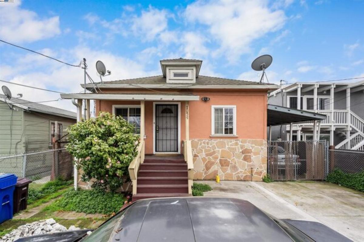 Picture of Home For Sale in Oakland, California, United States