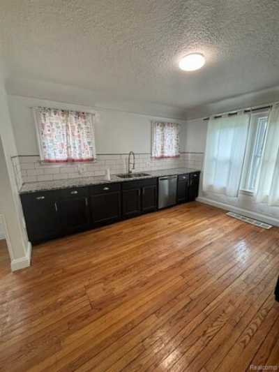 Home For Rent in Detroit, Michigan