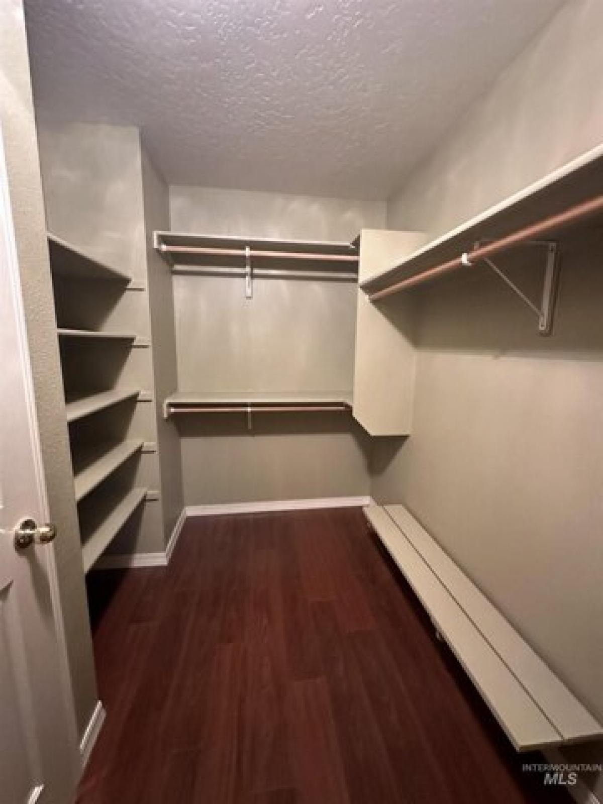 Picture of Home For Sale in Nampa, Idaho, United States