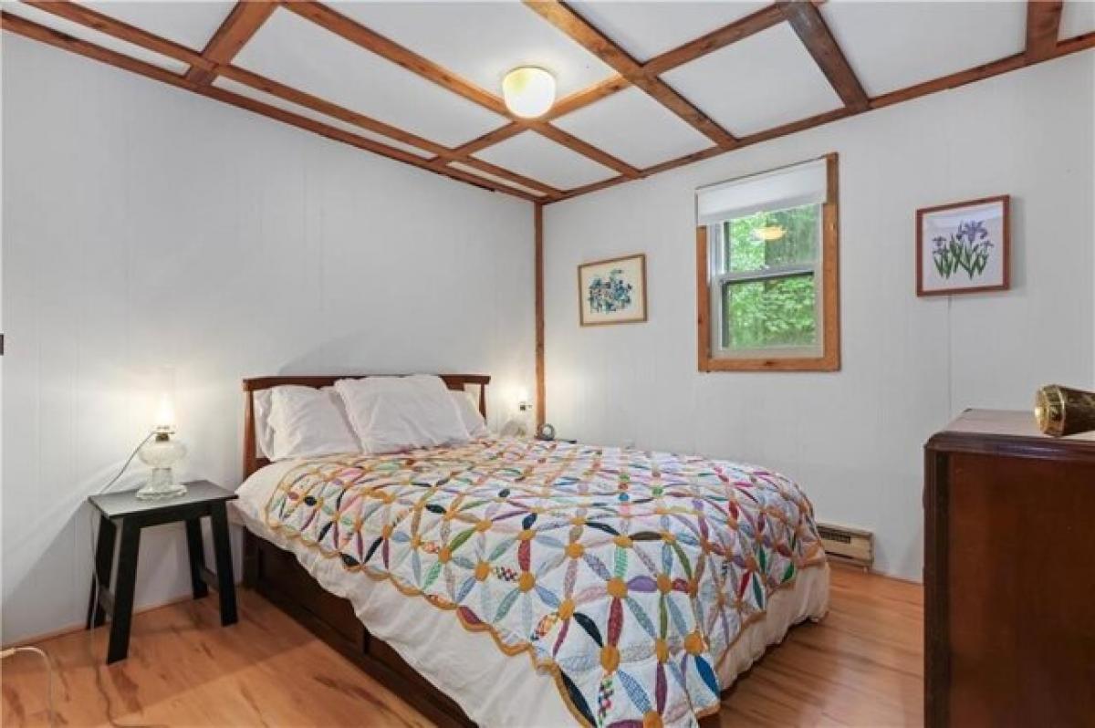 Picture of Home For Sale in Tobyhanna, Pennsylvania, United States