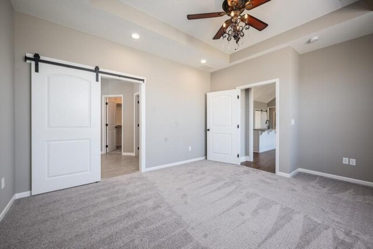 Picture of Home For Sale in Kansas City, Kansas, United States