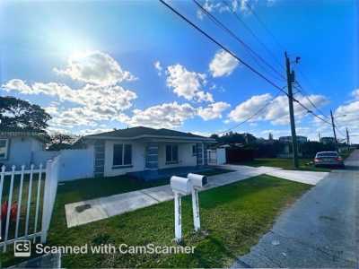 Home For Sale in Miami, Florida