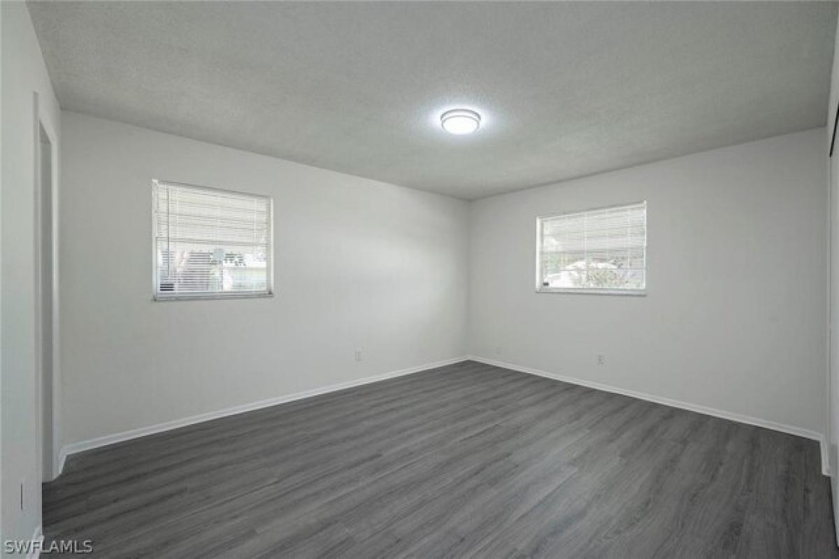 Picture of Home For Sale in Fort Myers, Florida, United States