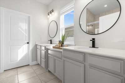 Home For Rent in Davenport, Florida