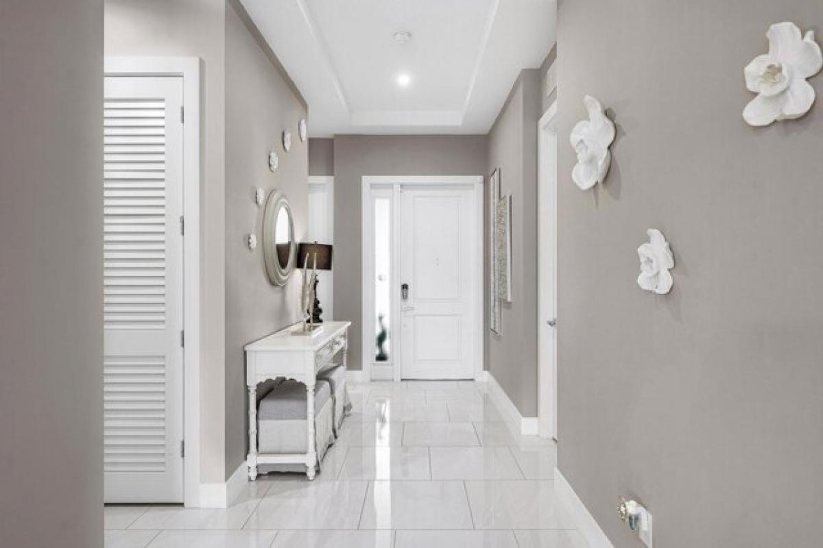 Picture of Home For Sale in West Palm Beach, Florida, United States